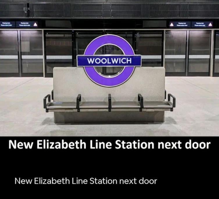 Snuggle Inn - Riverside Apartments - Views Over Looking London River Thames, Close To O2 Arena, London Excel, London City Airport, Thames Clipper- River Boat Service, Woolwich Ferry, Onsite Parking, Twin Room Option Available 외부 사진