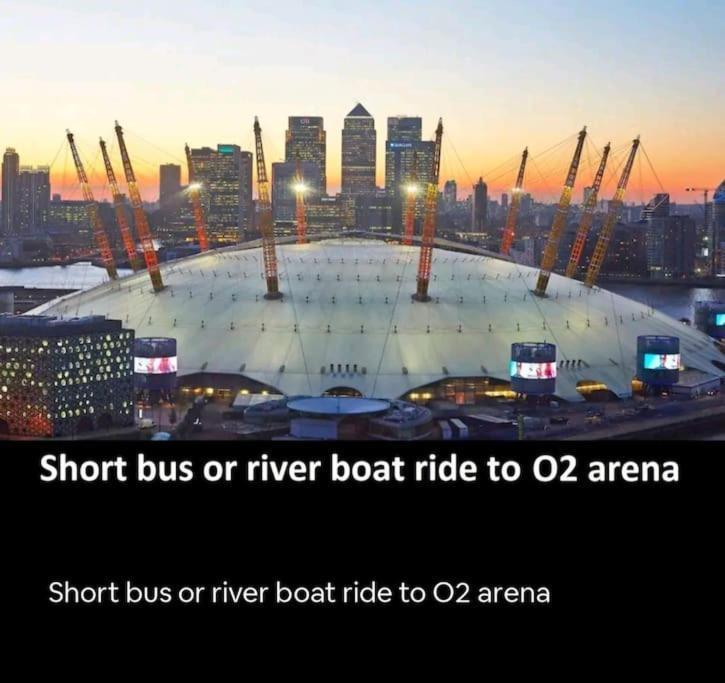 Snuggle Inn - Riverside Apartments - Views Over Looking London River Thames, Close To O2 Arena, London Excel, London City Airport, Thames Clipper- River Boat Service, Woolwich Ferry, Onsite Parking, Twin Room Option Available 외부 사진
