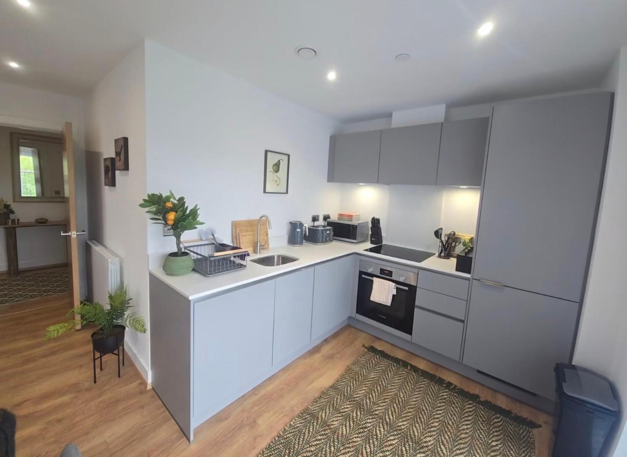Snuggle Inn - Riverside Apartments - Views Over Looking London River Thames, Close To O2 Arena, London Excel, London City Airport, Thames Clipper- River Boat Service, Woolwich Ferry, Onsite Parking, Twin Room Option Available 외부 사진